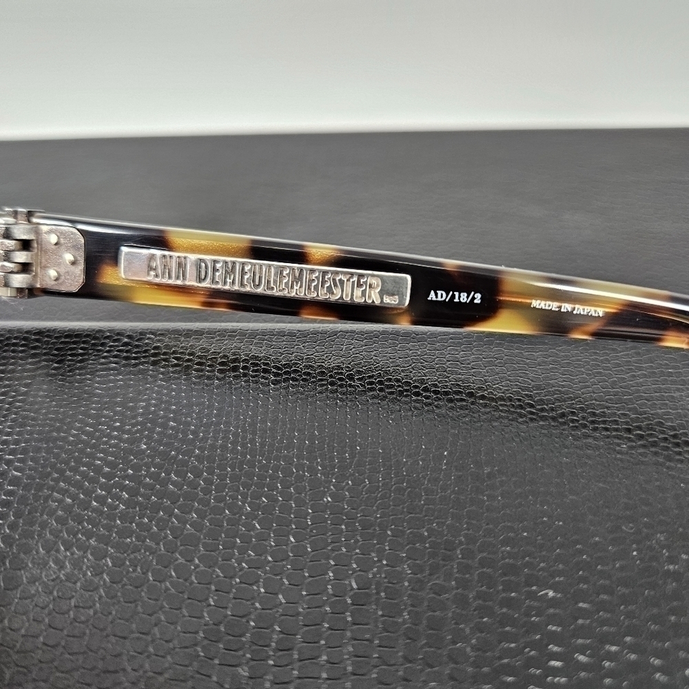 Linda Farrow x Ann Demeulemeester Tortoiseshell Oval Optical Eyeglass Frame - Picture 9 of 16